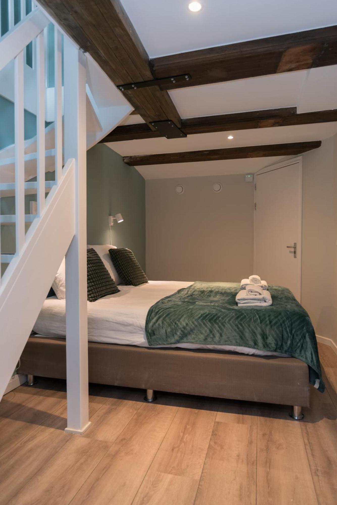 1001 Nights Boutique Lofts 2*