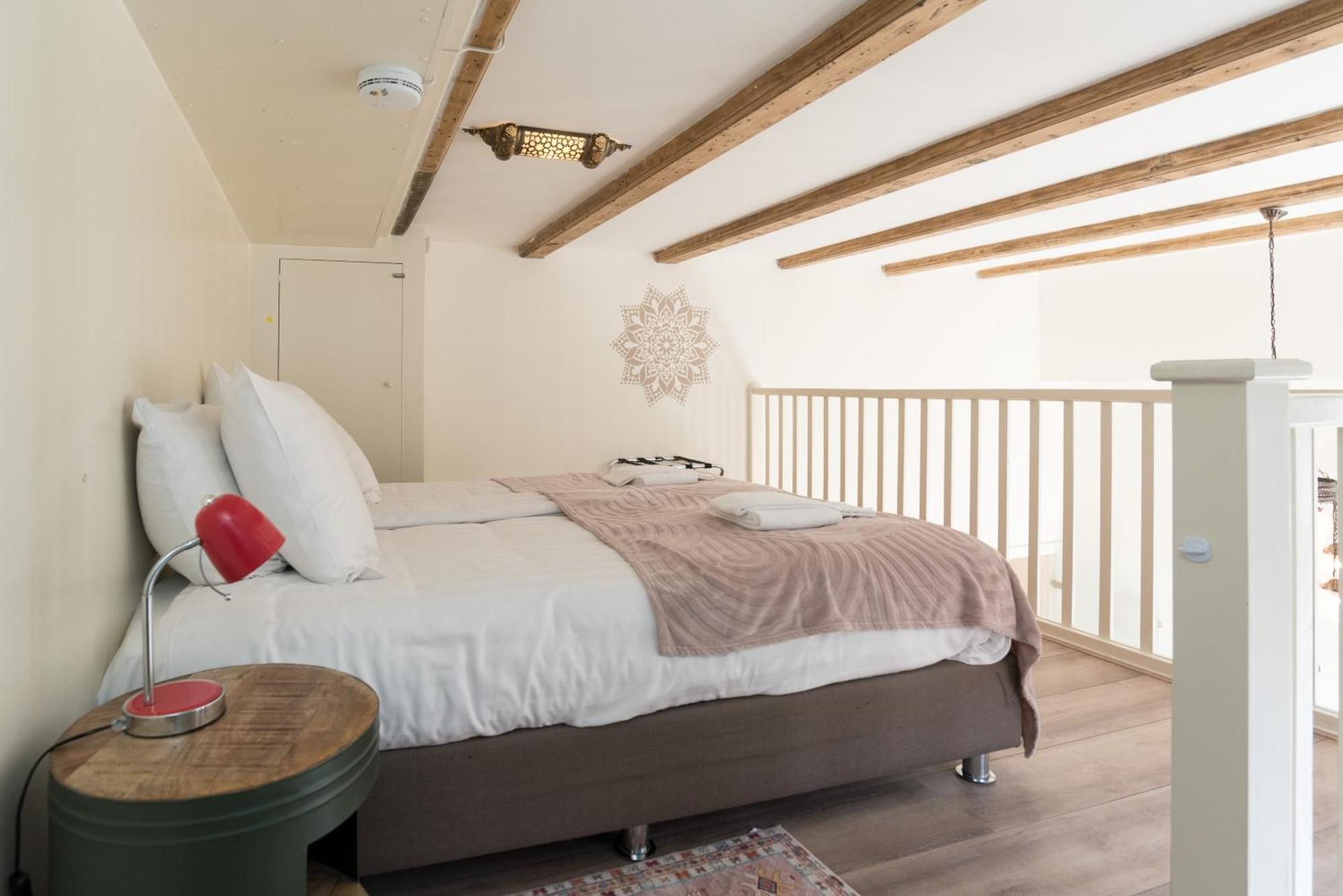 Hotel 1001 Nights Boutique Lofts 2*